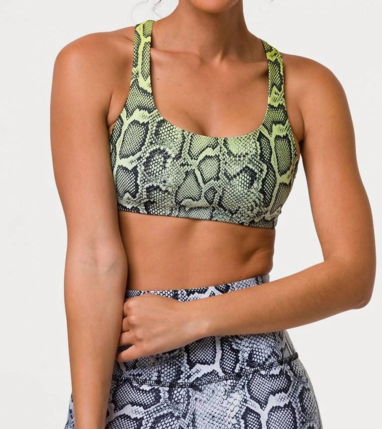 onzie Graphic Mudra Bra In Multi Medium/Large female