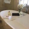 Homary Acrylic Bathtub Tray Clear Bathroom Caddy Shelf