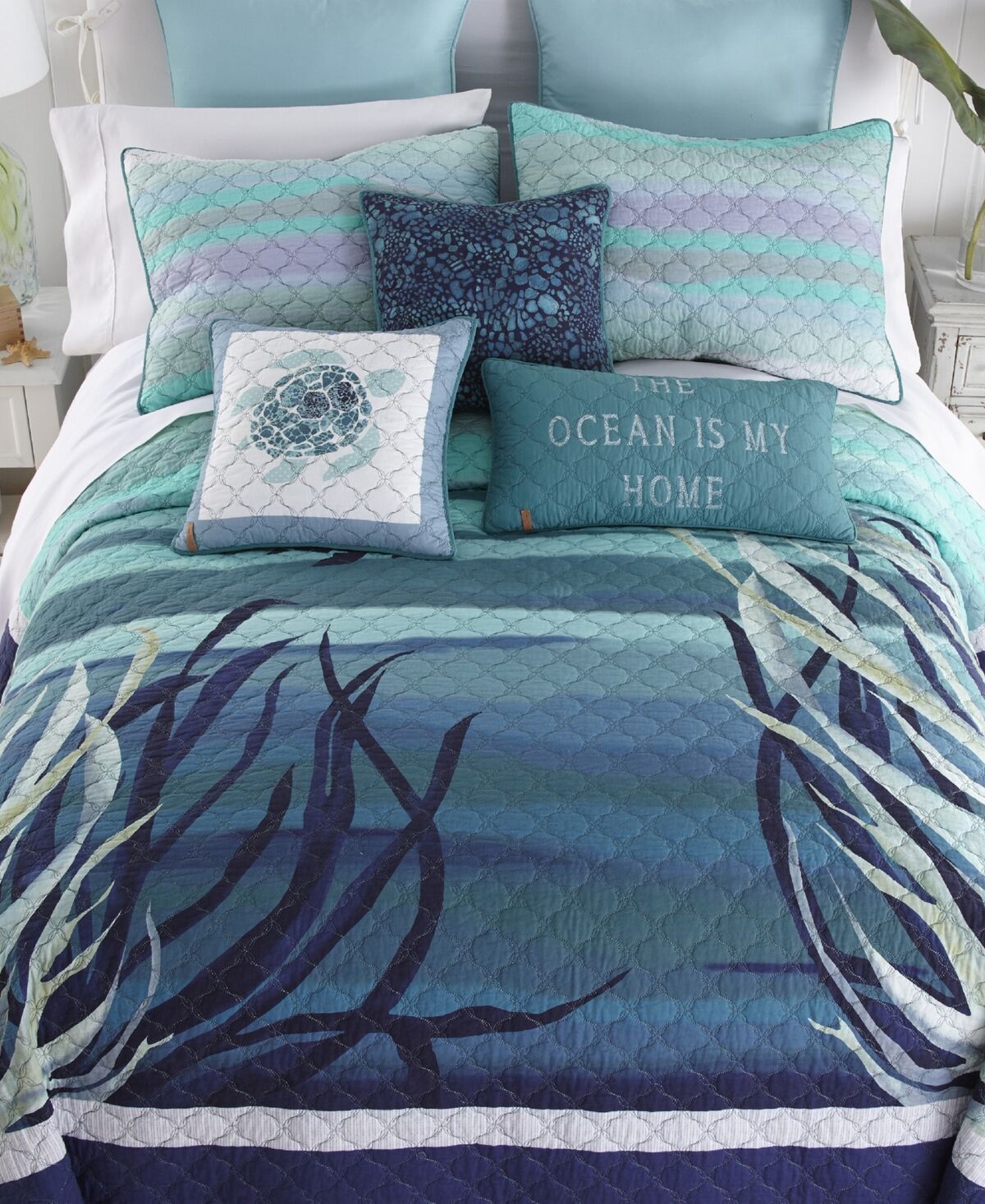 American Heritage Textiles Summer Surf Cotton Quilt Collection, Twin - Multi