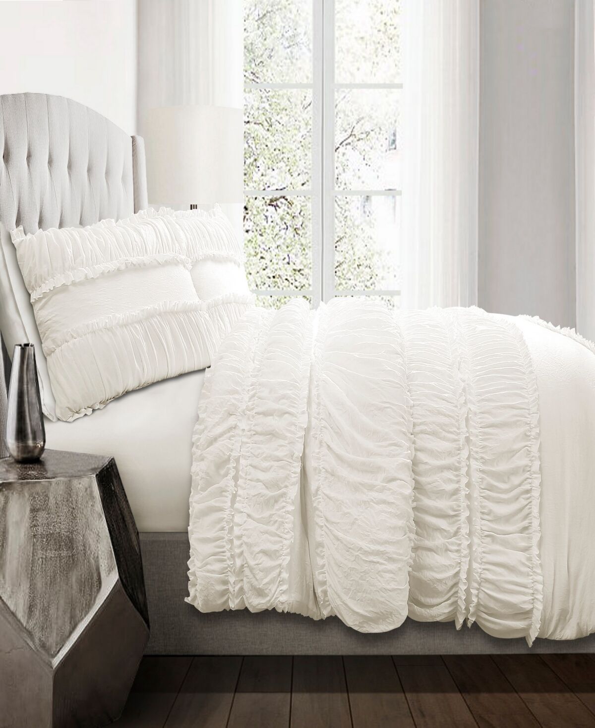 Lush Decor Nova Ruffle 3Pc King Comforter Set - White
