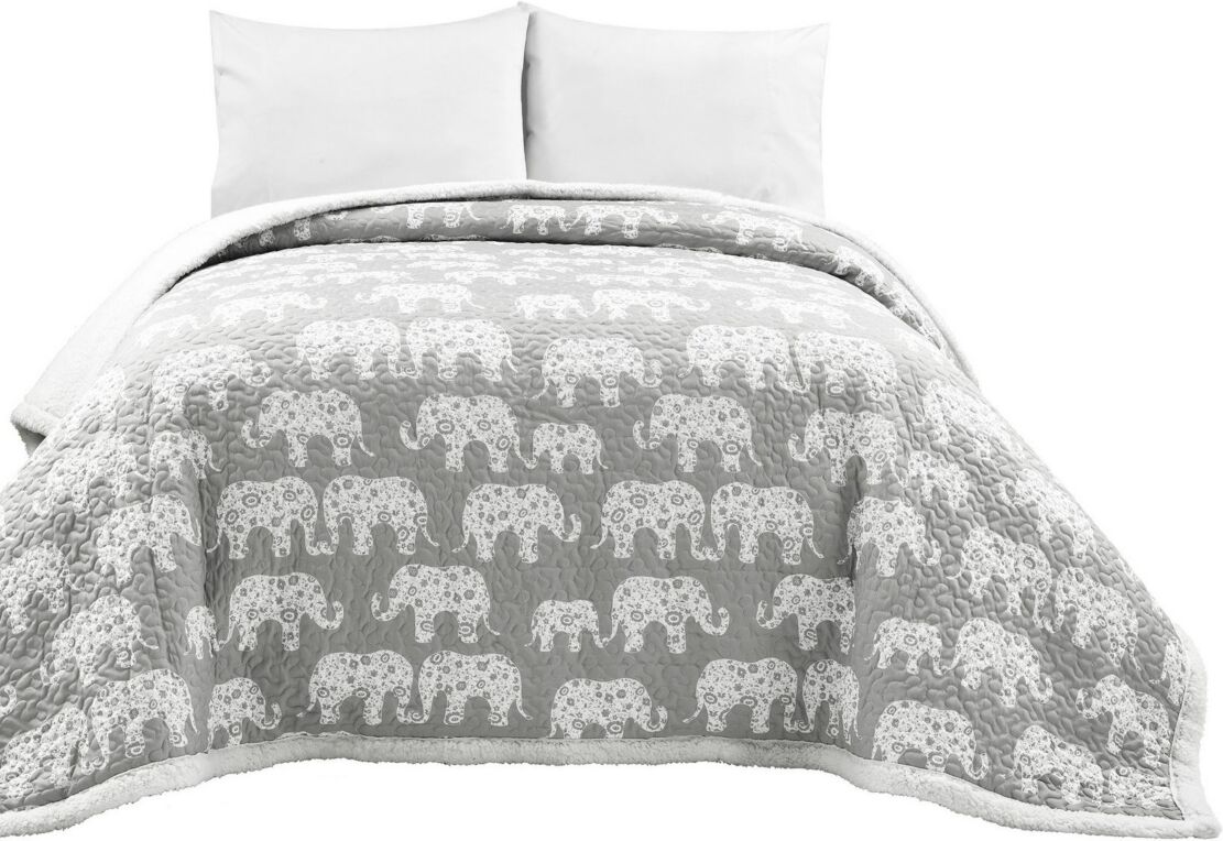 Lush Decor Elephant Parade Sherpa Blanket for Kids, Full/Queen - Soft Gray