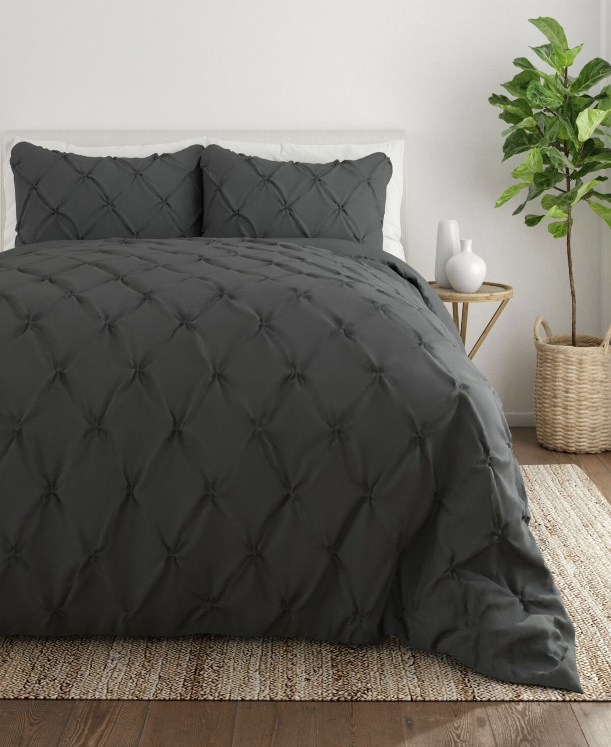 Ienjoy Home Home Collection Premium Ultra Soft 3 Piece Pinch Pleat Duvet Cover Set, King/California King - Gray