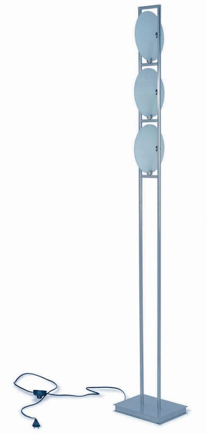 New Spec Inc Floor Lamp with 3 Lights Shades Halogen Bulb - Silver