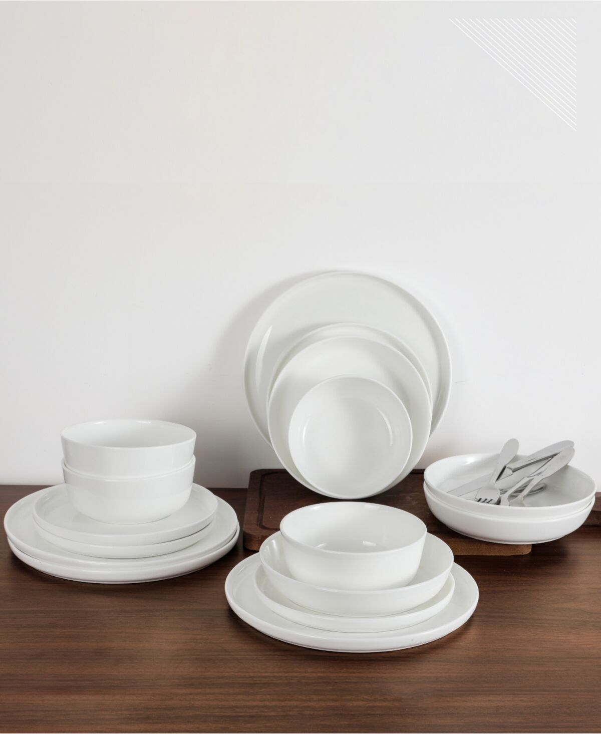 Table 12 Natural White 16-Pc Dinnerware Set, Service for 4 - White