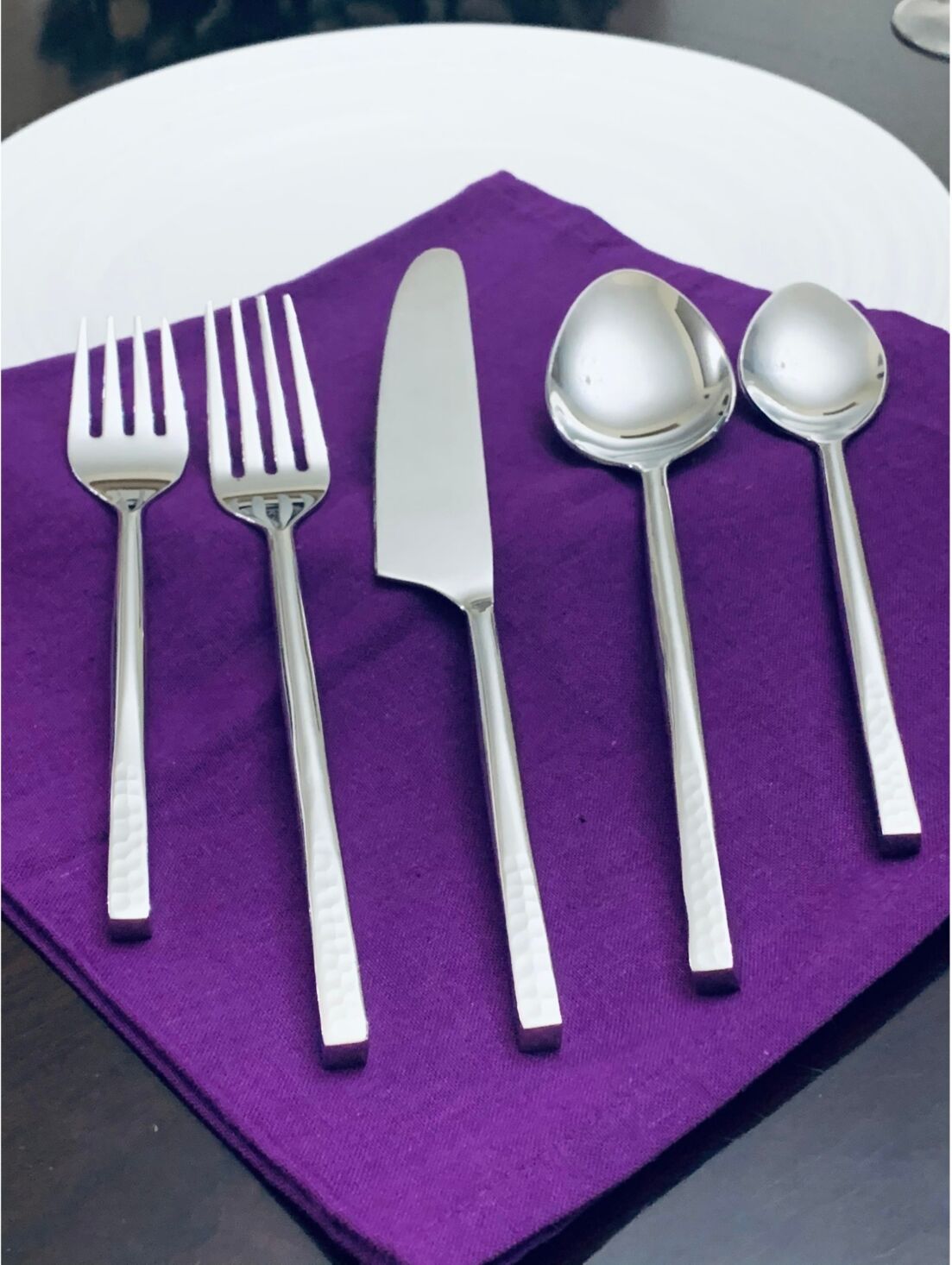 Vibhsa 20 Piece Flatware Set, Service for 4 - Silver High Gloss Polish