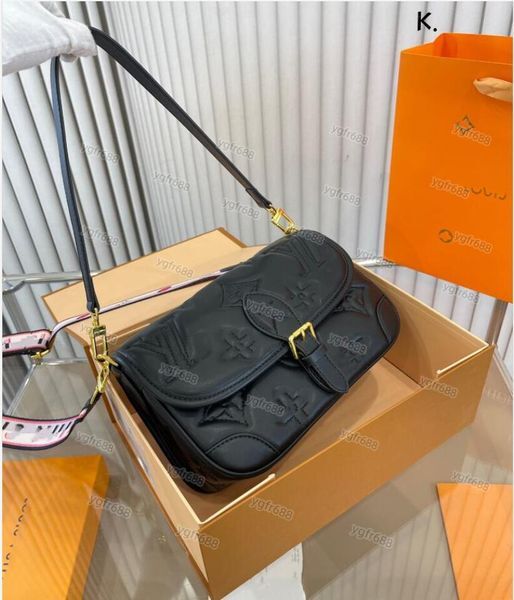 women bag Luxury handbags Designer bag 3A high-capacity Shoulder Bag diane Ladies Messenger Bag Saddle bag Classic Wallet Soft Leather shopping bags tote bag Handbag