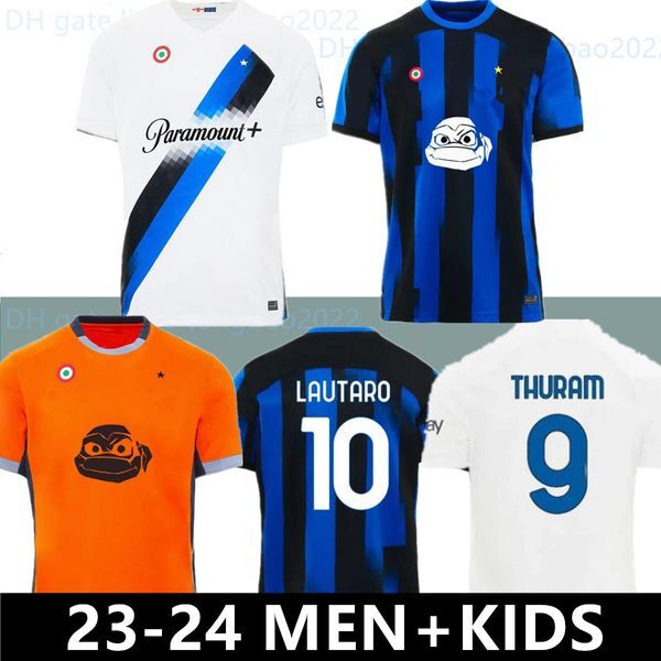 23 24 Maglia IntERs IM MIlaNS Soccer Jersey NiNJa Turtles Kid Kit TraNSforMERs TarTARugHE Special 2023 2024 Football Shirt ALEXIS LAUTARO CALHANOGLU BARELLA THURAM