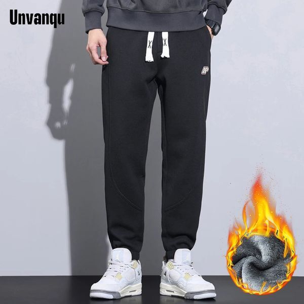 Mens Pants Unvanqu Winter Knittied Fabric Fleece Warm Casual Men Work Fashion Thick Korea Versatile Joggers Cargo Trousers Male 231218