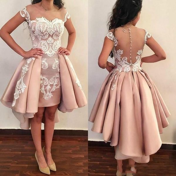 Cheap Fashion Short Prom Dresses With Overskirts White Lace Appliques Cap Sleeve Graduation Homecoming Dress Sexy Back Evening Party