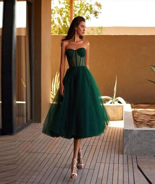 Simple Green Tulle A Line Short Prom Dresses Sweetheart Sheer Corset Top Tea Length Formal Homecoming Party Gowns7836086