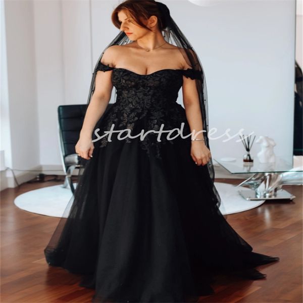 Vintage Black Gothic Wedding Dress Off Shoulders Appliques A Line Tulle Punk Country Farm Bridal Gowns Elegant Robe De Mariage Backless Princess Vestios De Novias