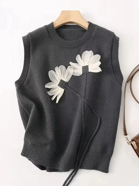 Women&#039;s Jacket Loose Flower Knitted Vest Sweater Autumn Sleeveless Solid Female Waistcoat Vintage Korean Unique 3D Printing Vests 231012