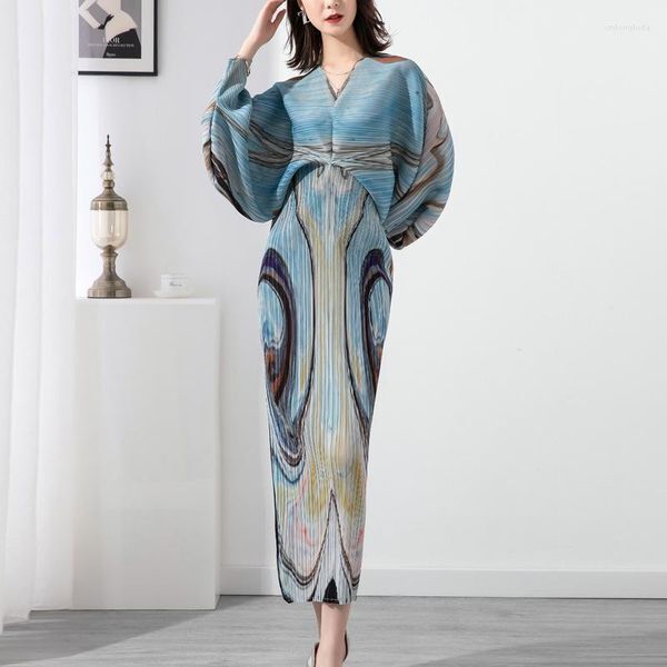 Casual Dresses Miyake Pleated Large Size Dress Women Spring And Summer Printing Meat-covering Bat Sleeve Long Women&#039;s