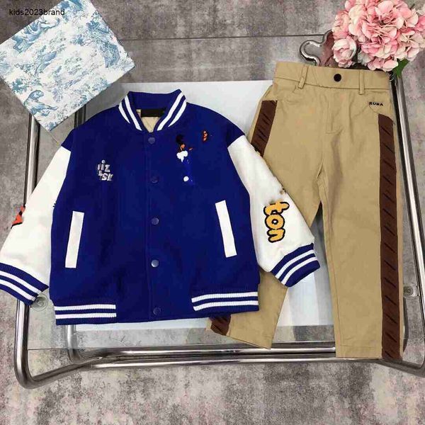 New kids Tracksuit designer baby Baseball suit Size 100-150 Long sleeved zipper boys jacket and Khaki casual pants Dec10