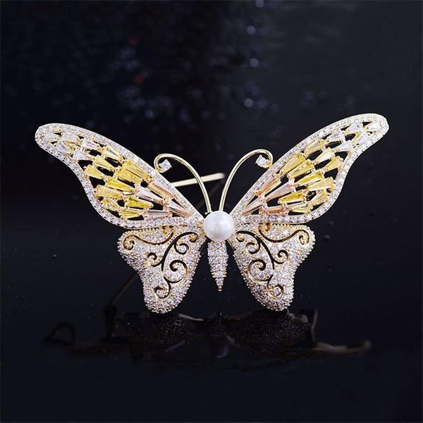 Pins, Brooches Lovely Butterfly For Women Fashion Gold Pins Insect Broche Crystal Shiny Pin Clothes Decoration Christmas Gifts Jewelry