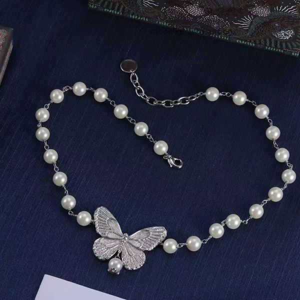 Vintage Pearl Butterfly Necklace Instagram Style Fashion Little Red Book Internet Red Collar Chain Exquisite Metal Fashionable Necklace e4