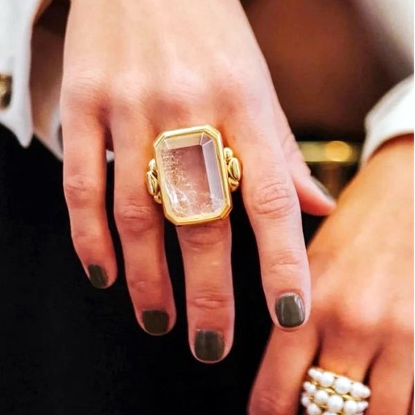 French Vintage Fashion Sugar Cube Natural Stone Crystal Ring Female Exaggerated Vacuum Gold Plated High End Light Luxury Jewelry