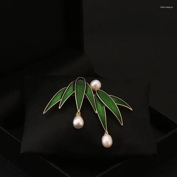 Brooches Elegant Pearl Bamboo Leaf Brooch High-End Clothes Corsage Accessories Retro All Matching Neckline Fixed Enamel Pin Jewelry 6084