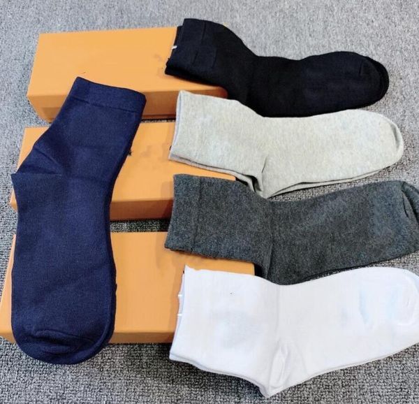 Men&#039;s And Women&#039;s Sports Socks 100% Cotton Wholesale Couple 5 Color Socks Long Barrel Style With Yellow Box Casual Fashion Versatile Style