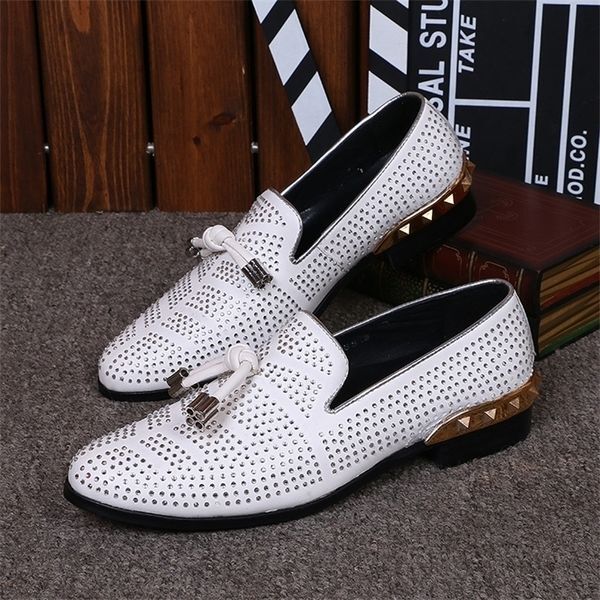 Italian Shoes Men Genuine Leather Flat Slip on Loafers White Crystal Bling Dress Wedding Shoes Zapatos Hombre Y200420 GAI