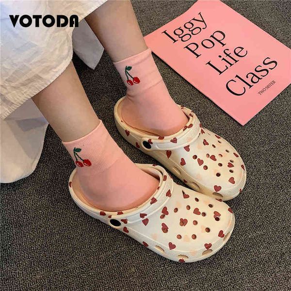 Slippers Women Casual Flat Outdoor Beach Sandals Thick Soles Foam Hole Shoes Couples Clogs Garden Slides Cute Print Flip Flops 220708