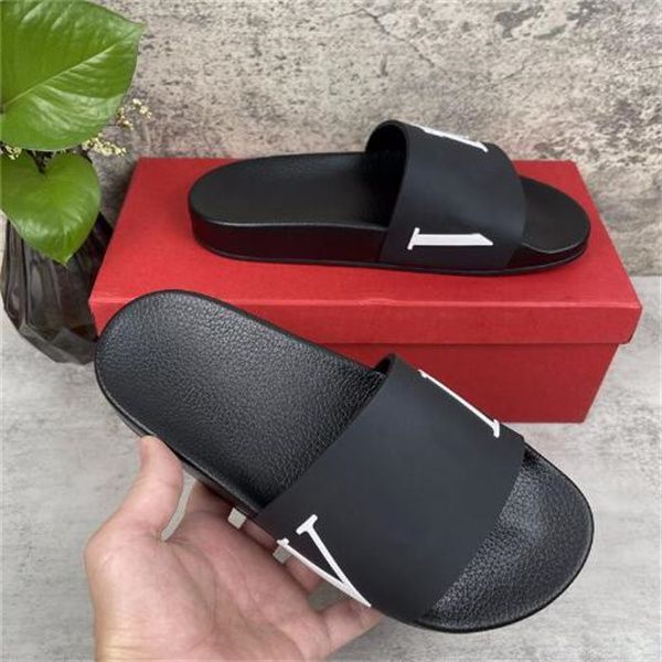 Flat Slippers For Women Designer Sandals shoes slipper Luxury ladies sandal Genuine Leather Summer Fashion women Beach Slide rubber Flip Flops