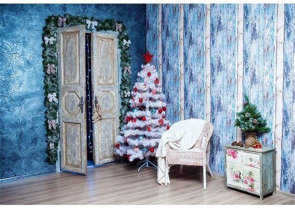 Old Wooden Door Newborn Baby Kids Xmas Party Backdrop Printed White Christmas Tree Blue Walls Family Photo Portrait Backgrounds