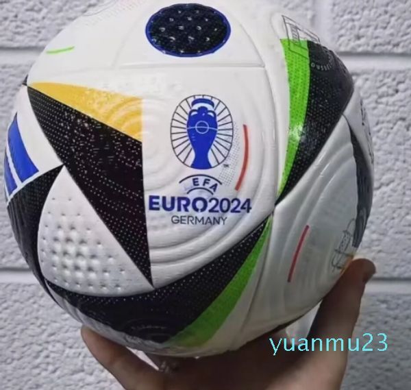 New Top quality Euro Cup size Soccer ball Uniforia Finale Final size balls granules slip-resistant football