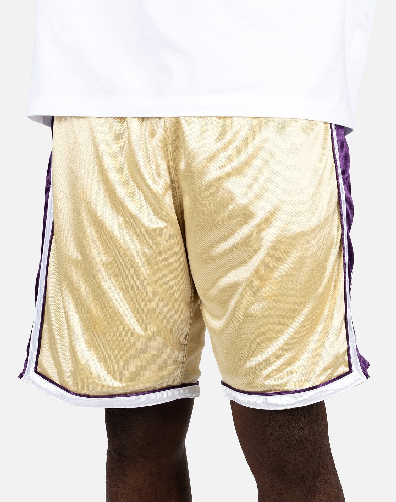 Mitchell & Ness NBA LA LAKERS KOBE BRYANT AUTHENTIC HALL OF FAME JERSEY SHORTS  - Gold - Size: LG