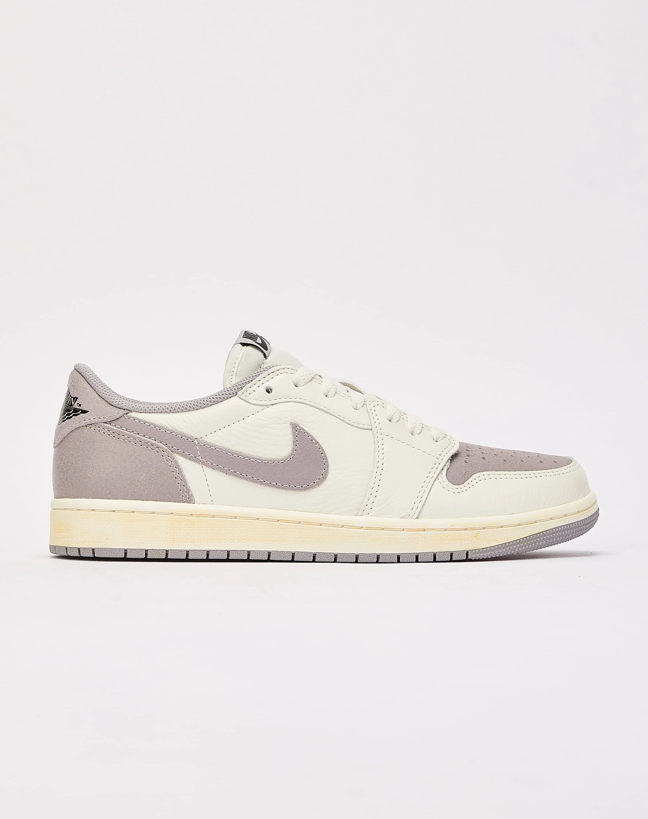 Jordan Air Jordan 1 Retro Low OG 'Atmosphere Grey'  - White - Size: 11