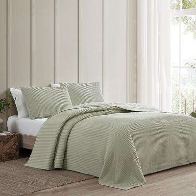 Beatrice Home Fashions Channel Chenille Bedspread or Sham, Green, Full