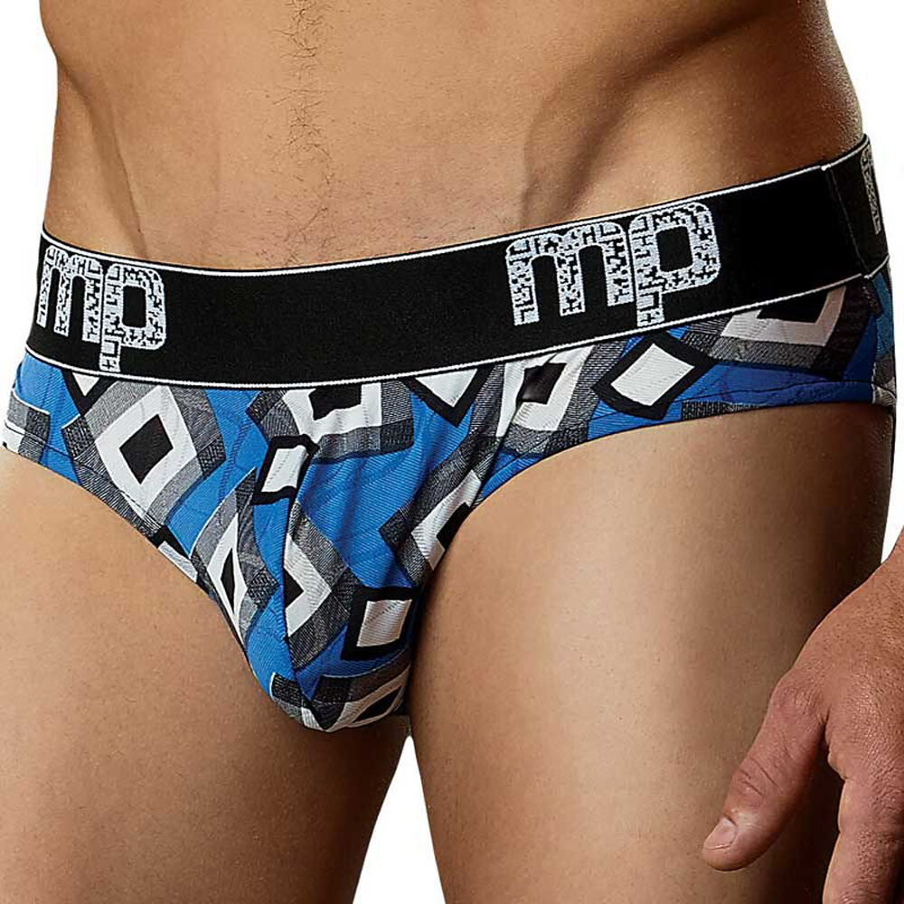 Comme-ci Comme-ca Apparel Group Ltd Male Power Out of the Box Lo Rise Bikini S