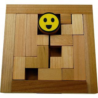 Puzzle Master Packing Smiley