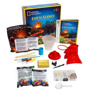 National Geographic Earth Science Activity Kit by National Geographic
