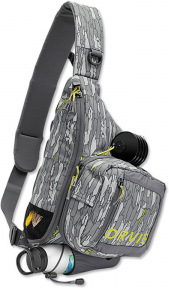 Orvis Safe Passage Guide Sling Pack Camouflage