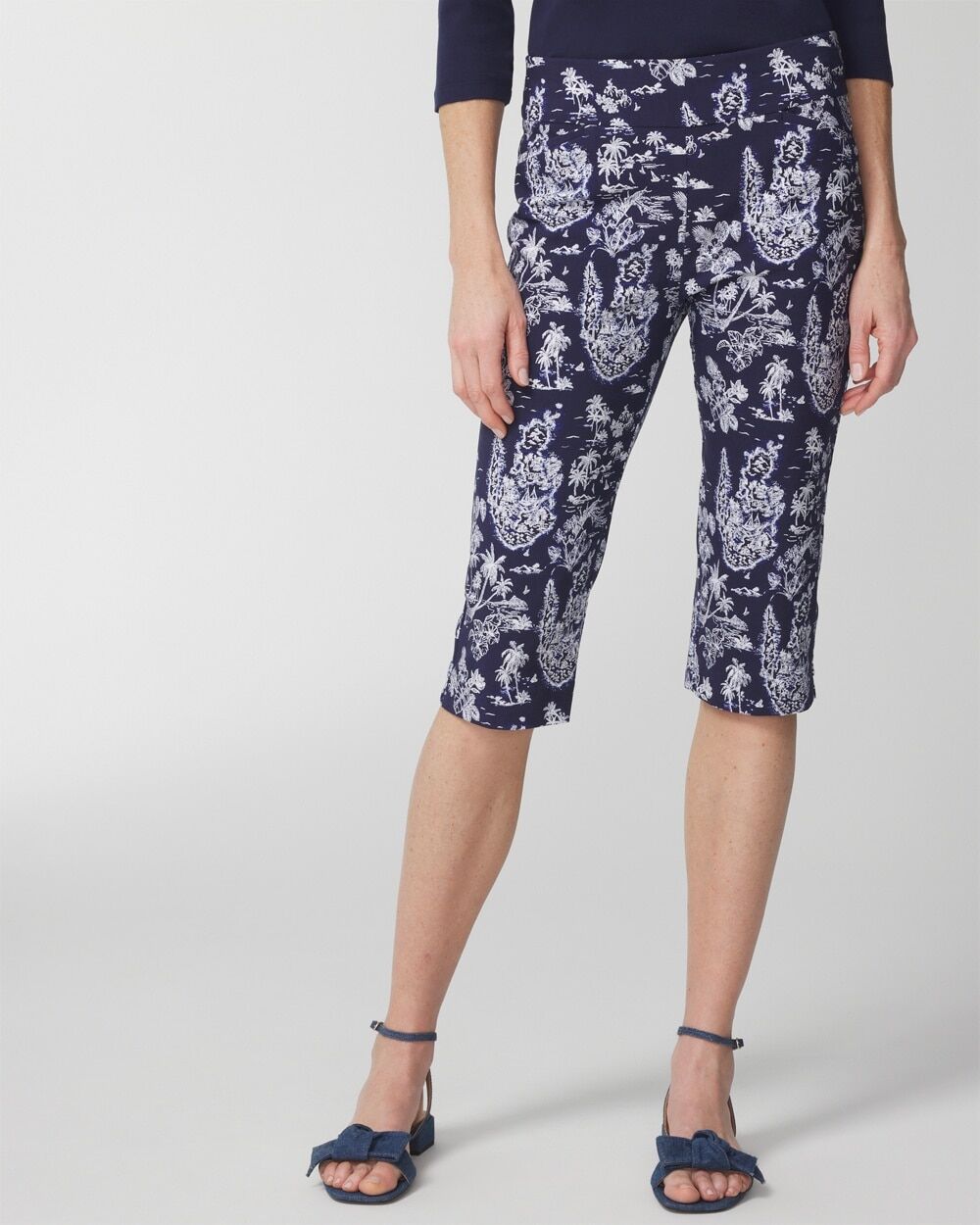 Chico's Off The Rack Women's Sanibel Toile Perfect Stretch Josie Capri Pants in Midnight Dark Blue Size 6   Chico's Outlet - Midnight Dark Blue - Women - Size: 6