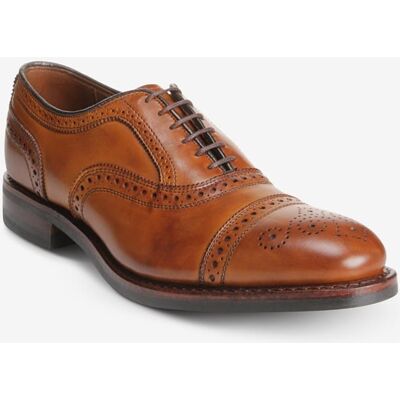 Allen Edmonds Strand Cap-toe Oxford Dress Shoe with Dainite Sole in Walnut Brown Leather, size 7.5 C Allen Edmonds Strand Cap-toe Oxford Dress Shoe with Dainite Sole in Walnut Brown Leather, size 7.5 C