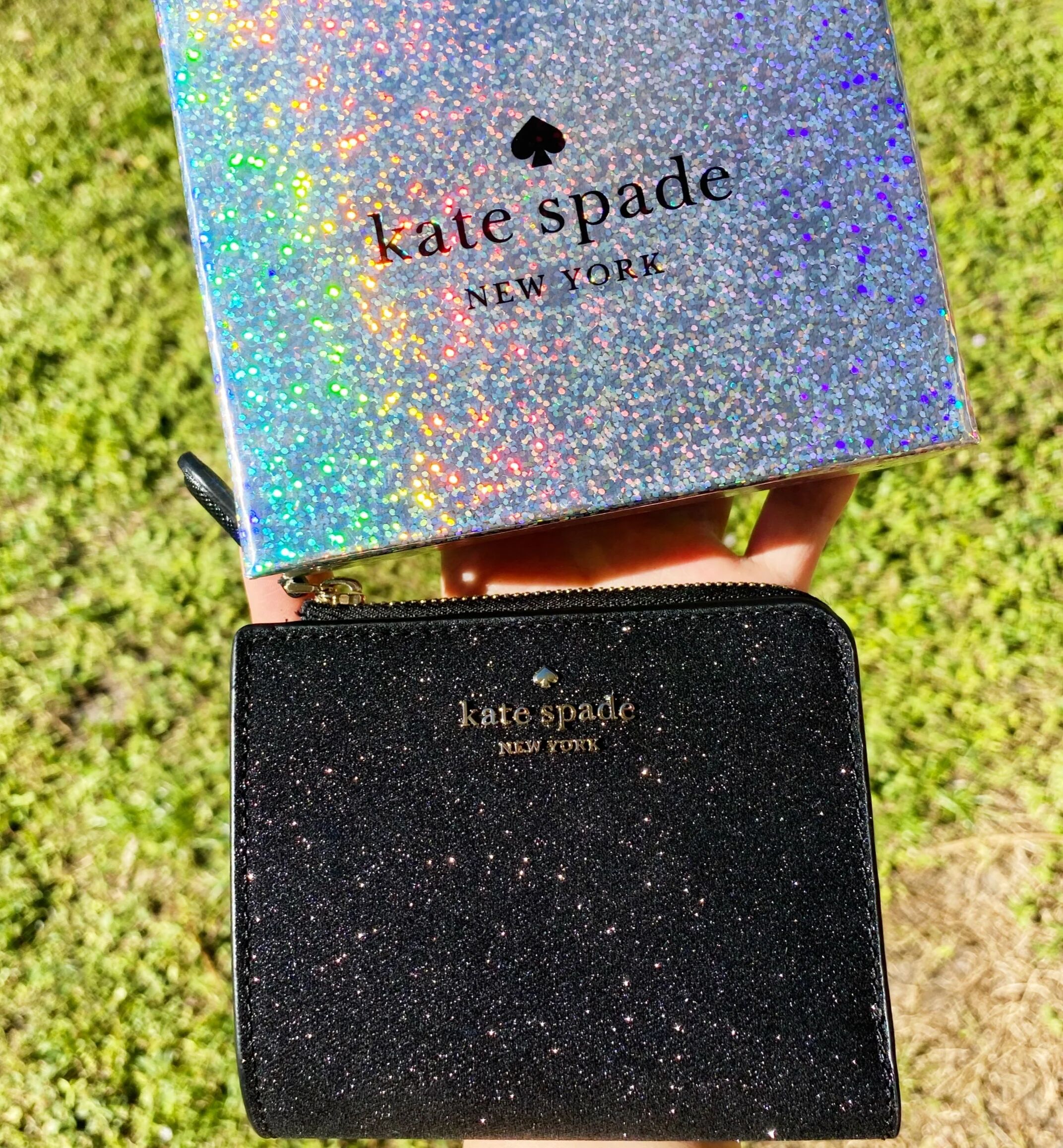 Kate Spade Lola Glitter Boxed Small L-Zip Bifold Wallet Black Gift Box