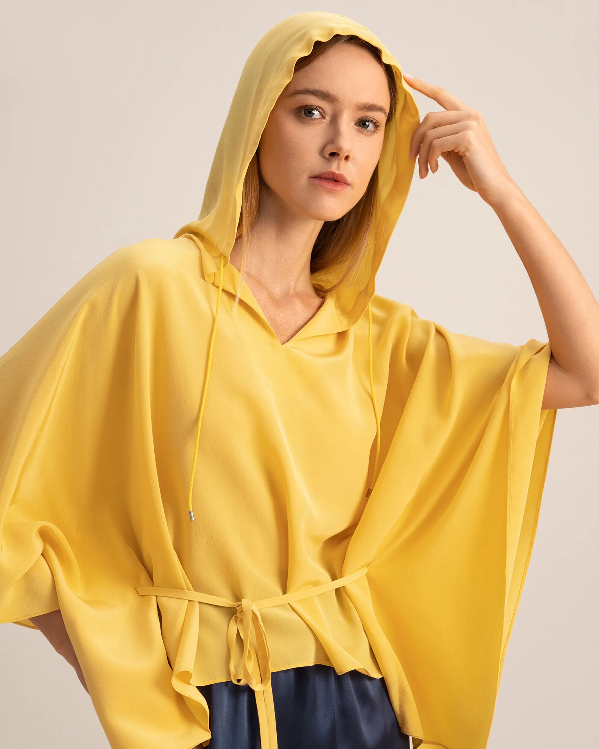 LILYSILK Fashion Yellow Hoodie   Poncho Casual   Women Silk Shirts 18 Momme Silk Oversize Fit High Tolerance Of Figure Light And Soft One Size