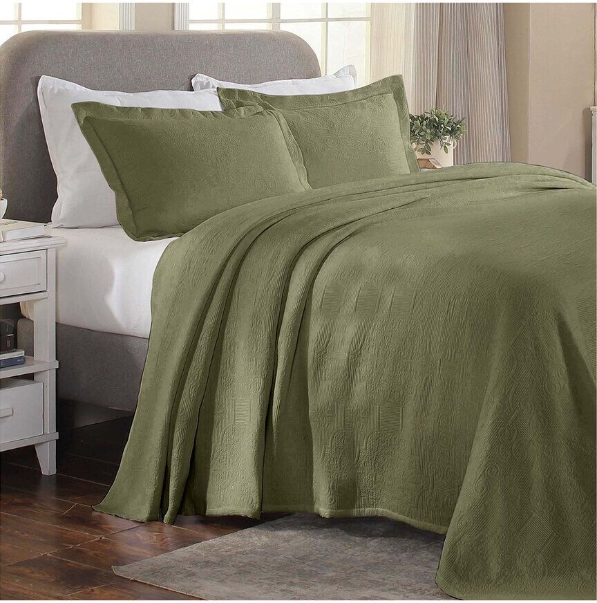 Superior Florin Matelasse Jacquard Bedspread & Pillow Sham Set NoColor King