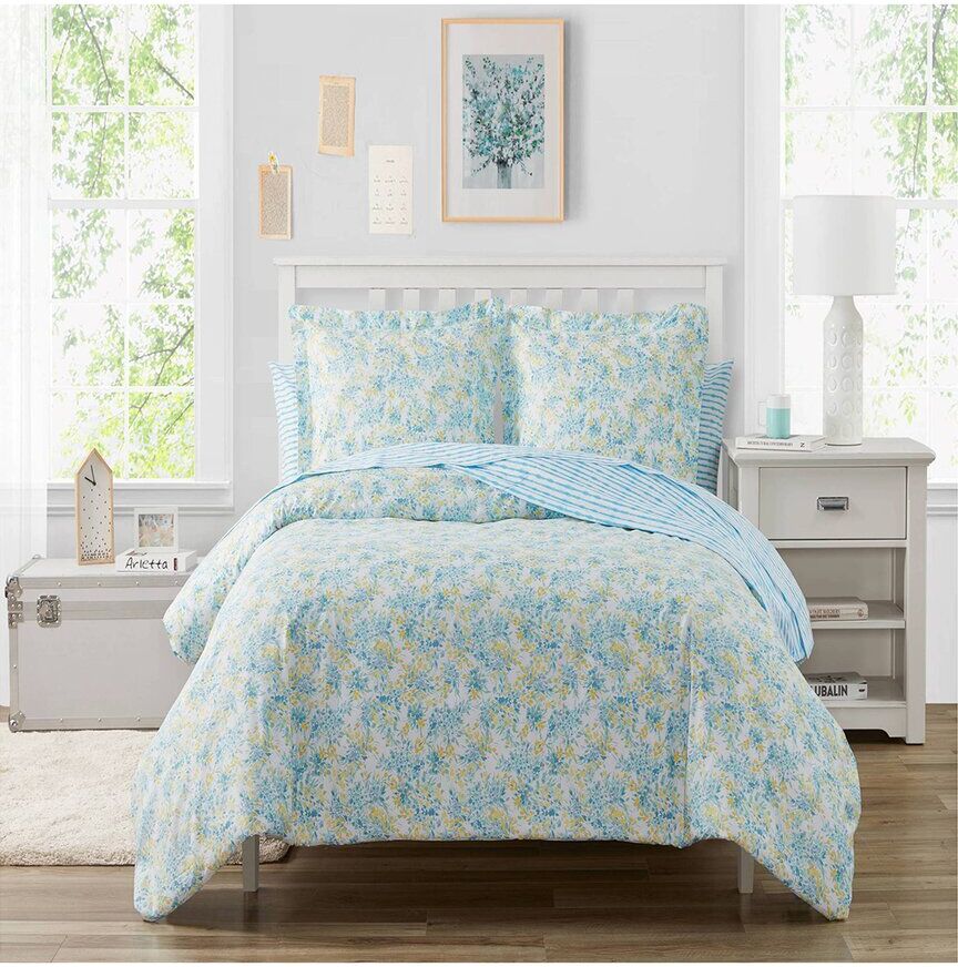 Poppy & Fritz Happy Floral Lightweight Duvet Cover Set Blue King