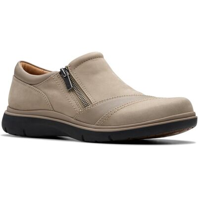 Clarks Certina Pure Nubuck Loafer Beige 7.5 Clarks Certina Pure Nubuck Loafer Beige 7.5
