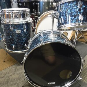 Rogers R-380 4 pc shell pack-13/16/22 with snare-Blue Pearl Fi...