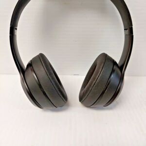 Beats by Dre A1796