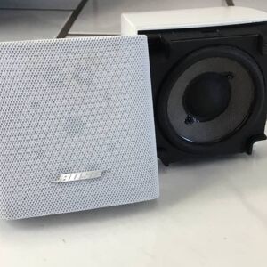 Bose Bose Acoustimass single cube speaker -5ea-white
