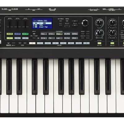 Yamaha Yamaha CK61 61-Key Digital Stage Piano Yamaha Yamaha CK61 61-Key Digital Stage Piano