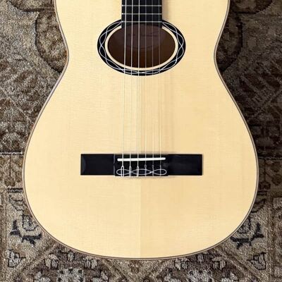Eastman Cabaret-JB Acoustic Electric Classical Guitar Eastman Cabaret-JB Acoustic Electric Classical Guitar