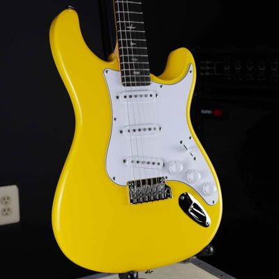 PRS SE Silver Sky Dandy Lion PRS SE Silver Sky Dandy Lion