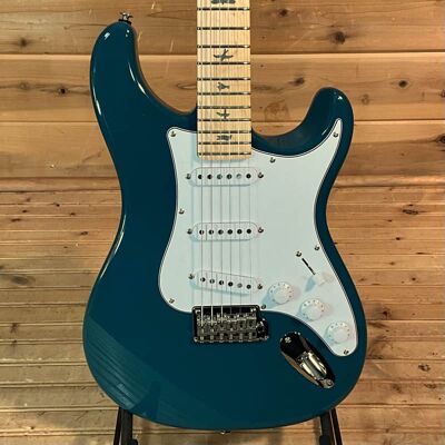 PRS SE Silver Sky Electric Guitar - Nylon Blue PRS SE Silver Sky Electric Guitar - Nylon Blue