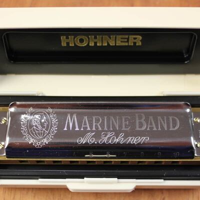 Hohner Marine Band 10 Hole Diatonic Harmonica - Bb Hohner Marine Band 10 Hole Diatonic Harmonica - Bb